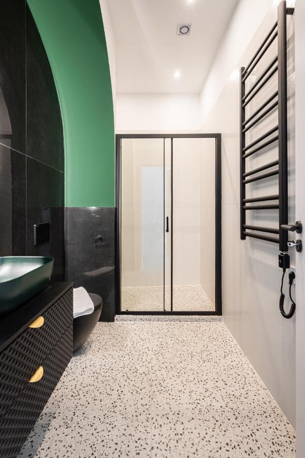 R6 - Boutique Apartments, Location By Bqa Apartament