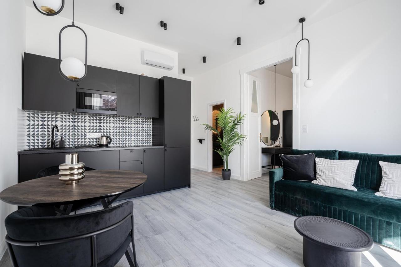R6 - Boutique Apartments, Location By Bqa Apartament Budapesta